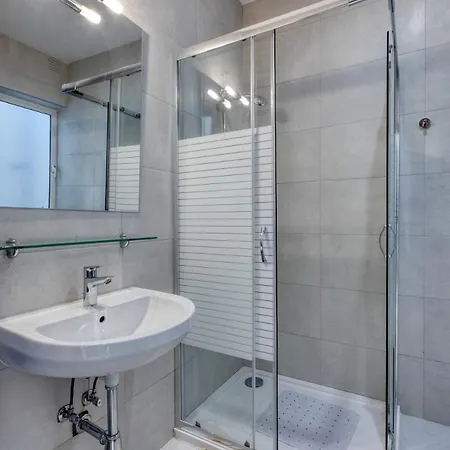 2br Balcony Gzira